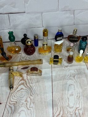 Vintage & Designer Mini Perfume Bottle Lot Mixed Fragrance Collection 25 bottles